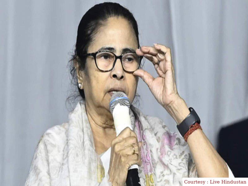 ममता बैनर्जी ने उठाई पश्चिम बंगाल का नाम बदलने की मांग।