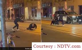 Man hits a stranger with pet python in a street fight in Canada