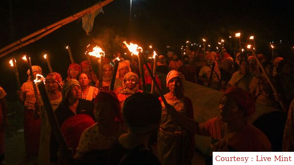 Meiteis planning to leave Mizoram following the unrest in Manipur