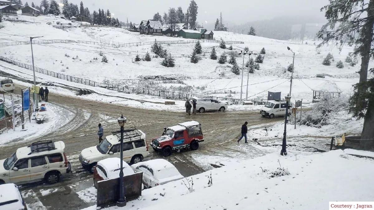 Minus 4.4 degree temperature in Srinagar Gulmarg