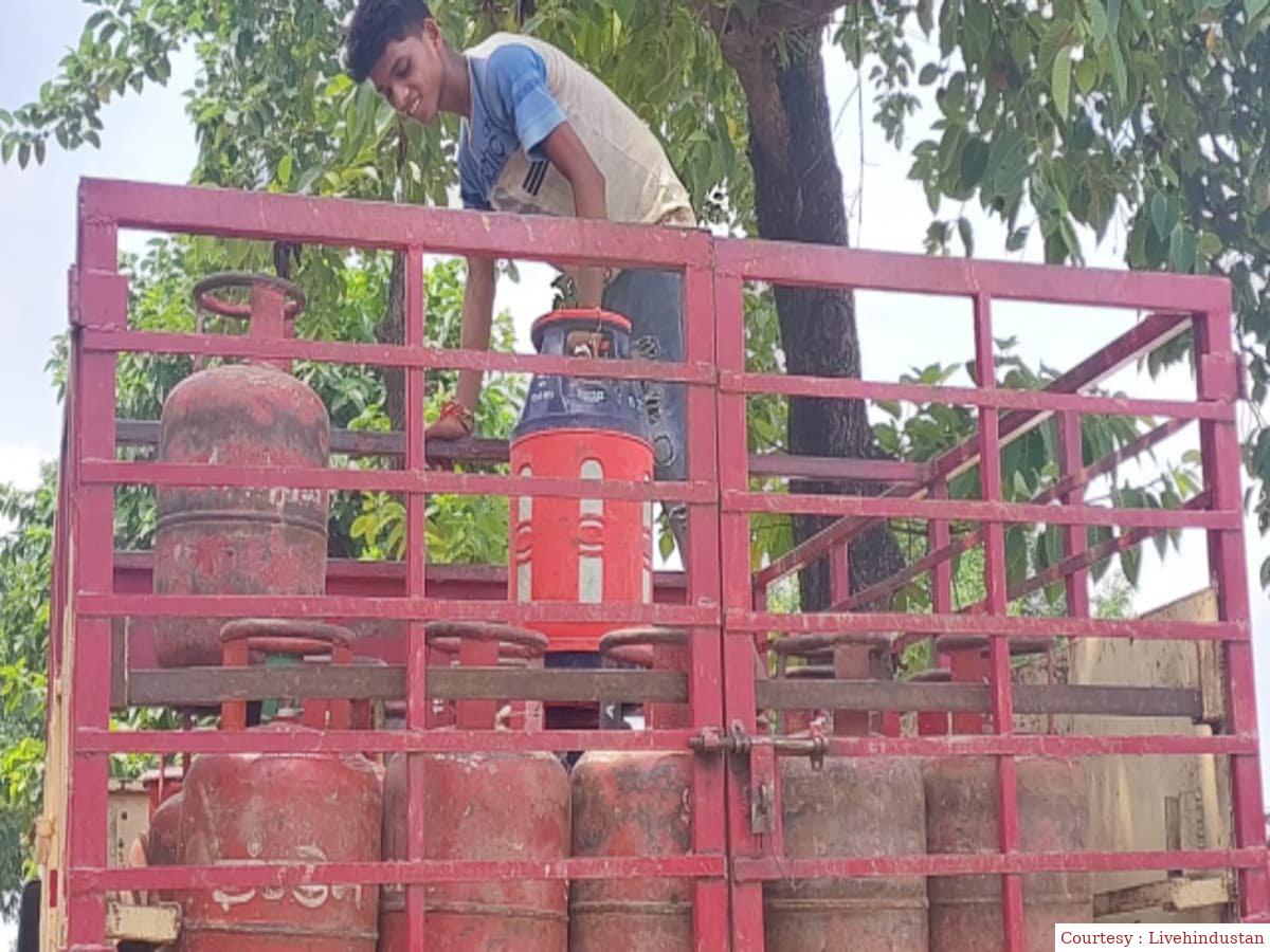 Modi governments big decision, now gas cylinders will be available for 600 rupees