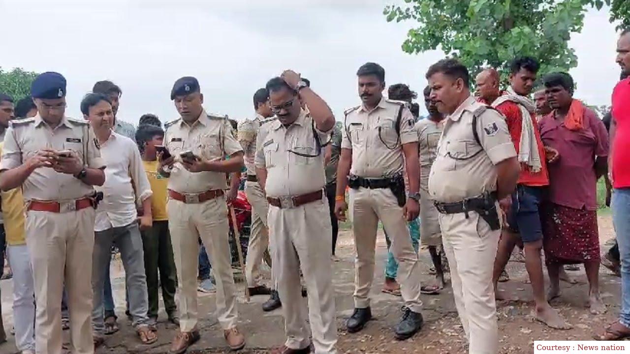 Motihari: The registry office employee was shot dead by miscreants.