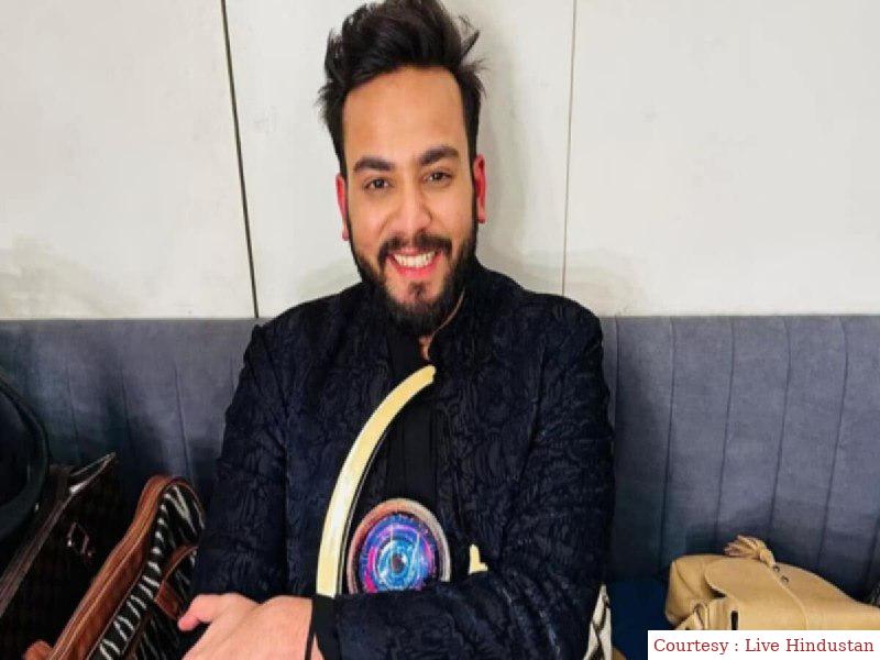 एल्विश यादव के खिलाफ नोएडा पुलिस ने किया केस दर्ज।