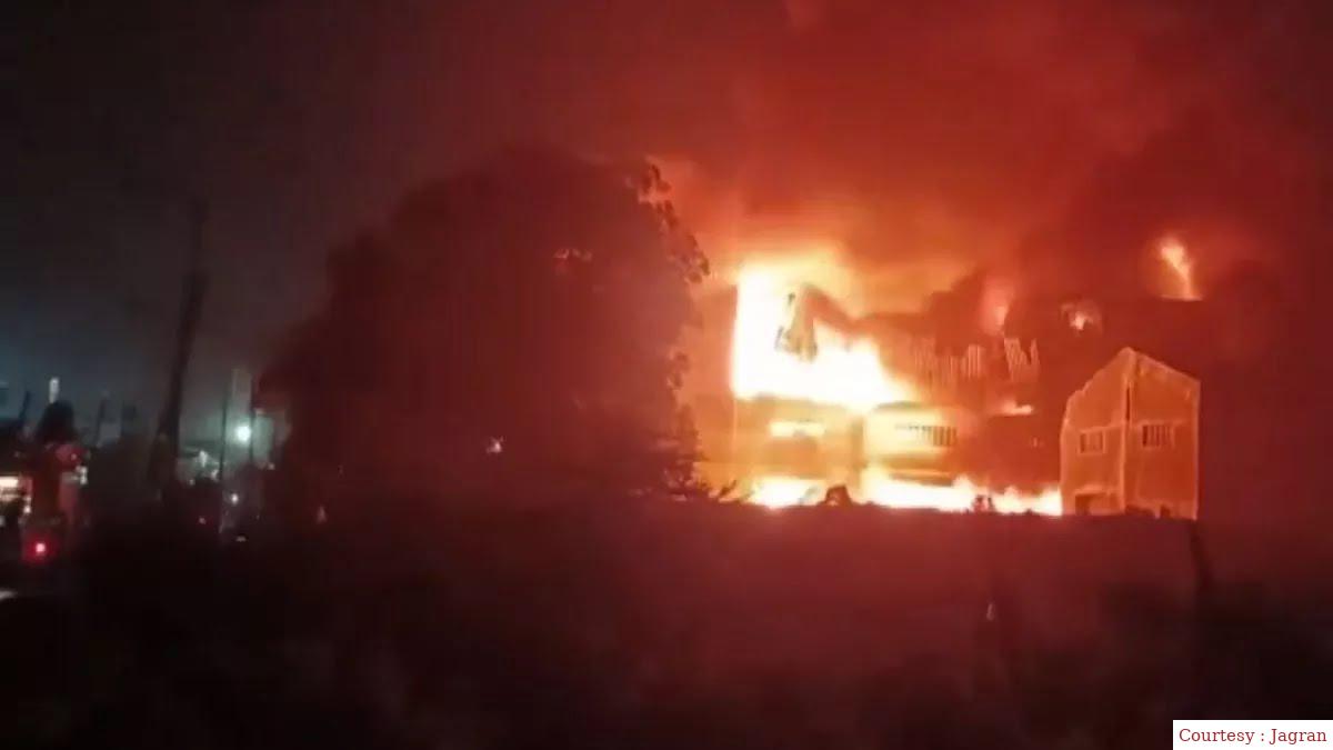 Oil company fire in Valsad, Gujarat