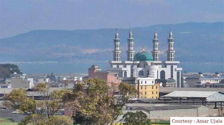 Order to break another mosque in China.