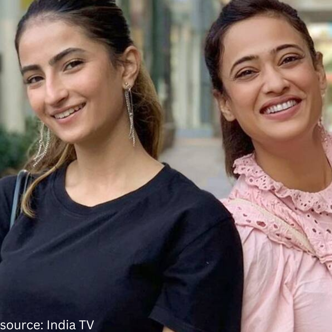 Palak Tiwari claims that Salman Khan does not allow low necklines