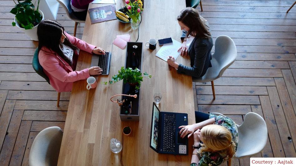 पाकिस्तानी करियर मेंटर के पोस्ट से ट्विटर पर भड़के लोग