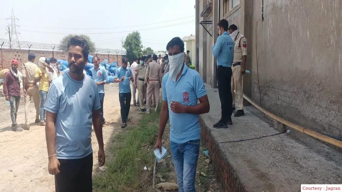 मुरैना की फूड फैक्ट्री में जहरीली गैस का रिसाव, 5 मजदूरों की मौत