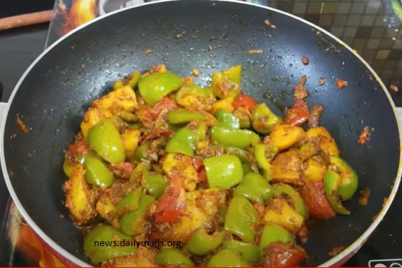 Potato capsicum delicious dry vegetable