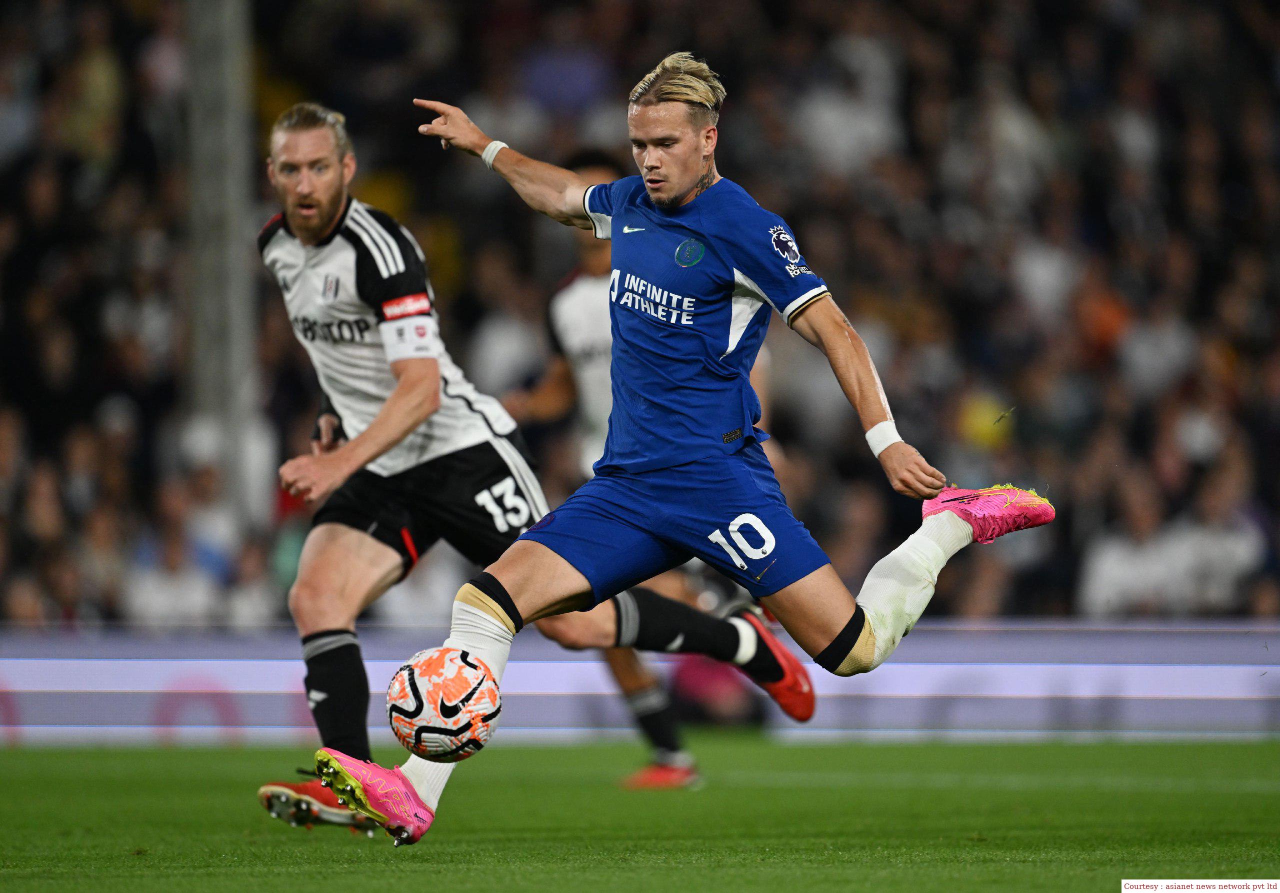 प्रीमियर लीग फुटबाल टूर्नामेंट : चेल्सिया ने फुलहैम को 2-0 से हराया।