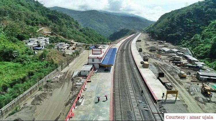 लोकसभा चुनाव से पहले सरकार की रेल नेटवर्क बढ़ाने की तैयारी, 32,500 करोड़ रुपए की रेलवे परियोजना।