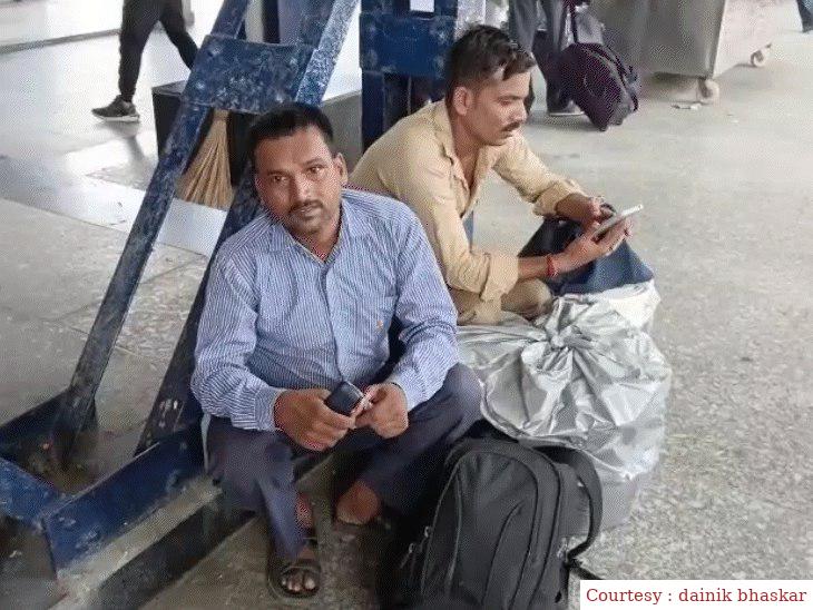 Punjab: Third day of farmers performance today, 203 trains will be affected due to rail stop movement.