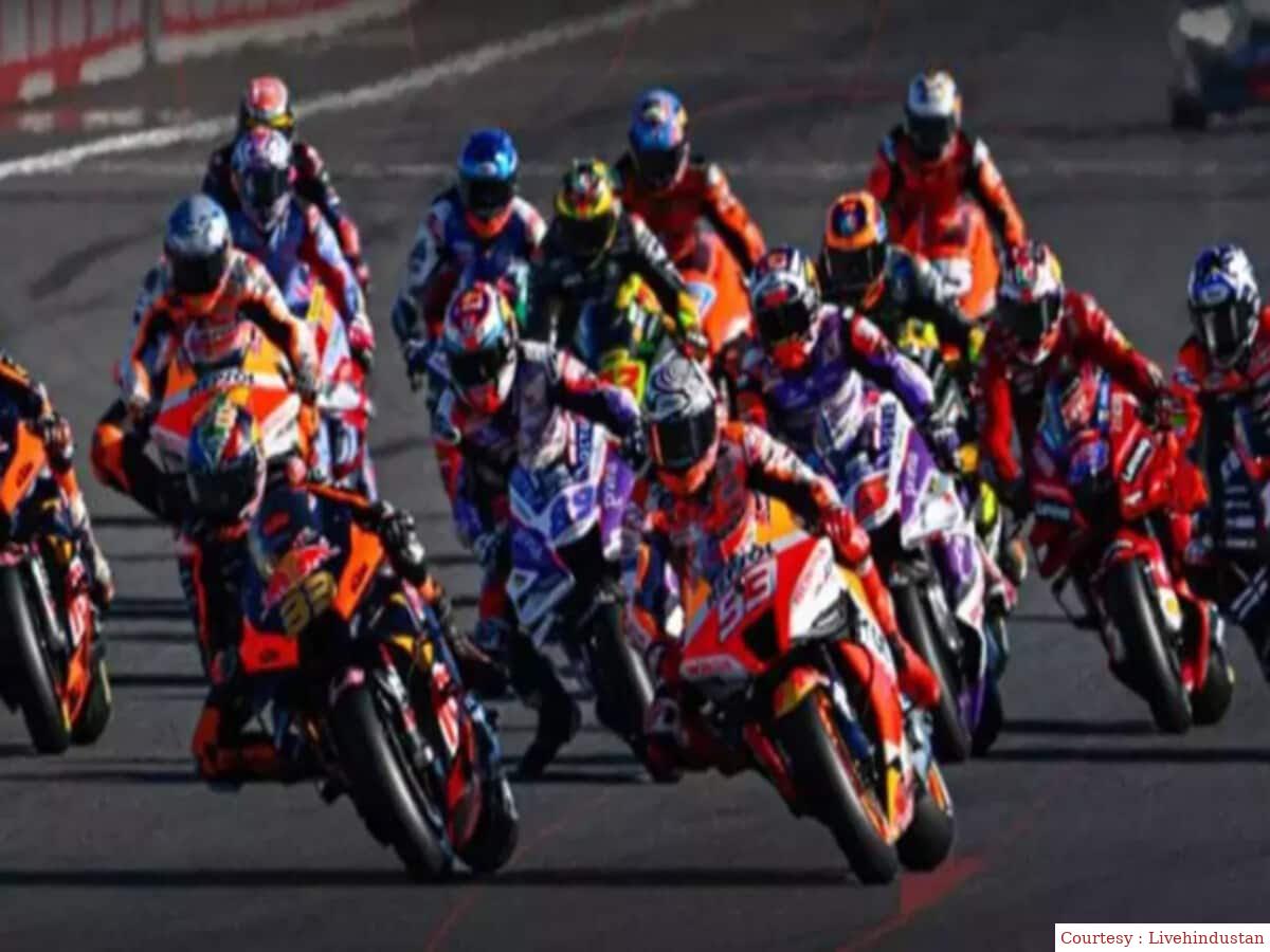 नोएडा में MOTOGP ट्रैक पर राइडर की बाइक हुई क्रैश