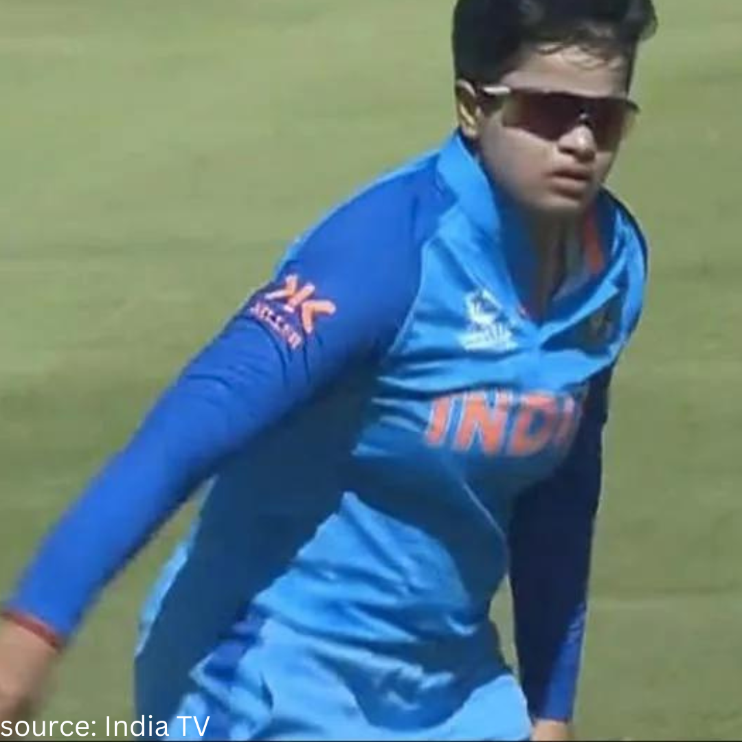 Shafali Verma gave Beth Mooney a send-off by