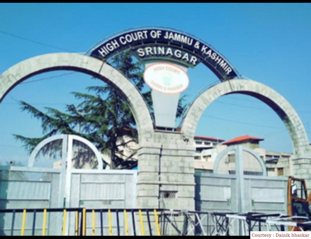 सिंह-कौर सरनेम सिखों की पहचान के लिए जरूरी नहीं