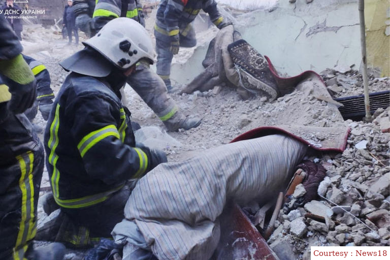 Six Ukrainian people killed in Russian missile attack