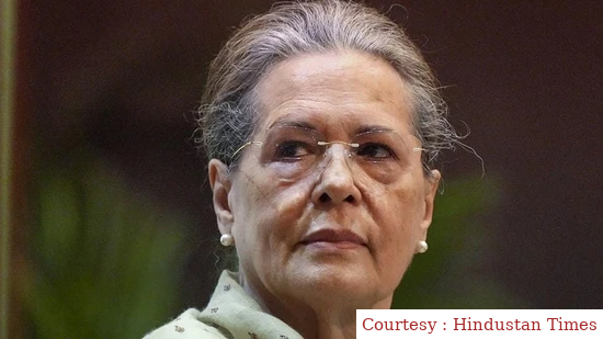 Sonia Gandhi praises Rajiv Gandhi during an event on his birth anniversary
