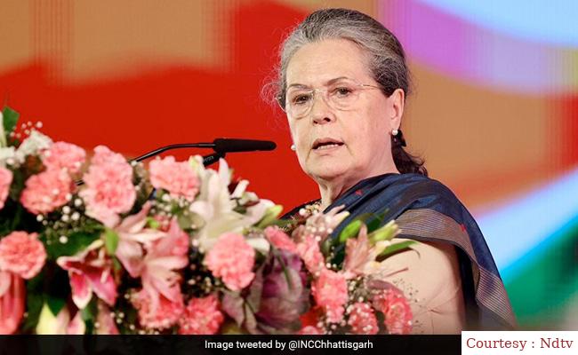 Sonia Gandhis health deteriorated, hospitalized in Delhi