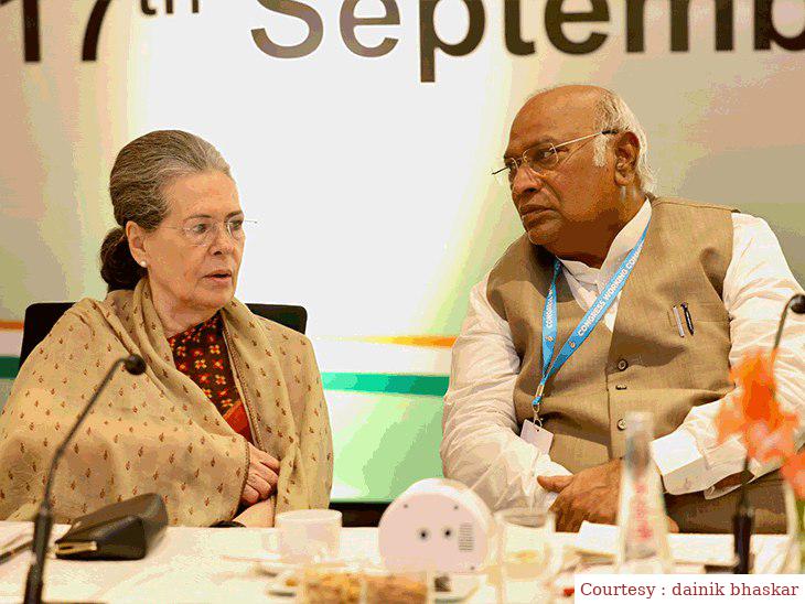 Sonia Gandhi announced, if her government is formed in Telangana, the cylinder will be available for ₹ 500, travel free in buses.