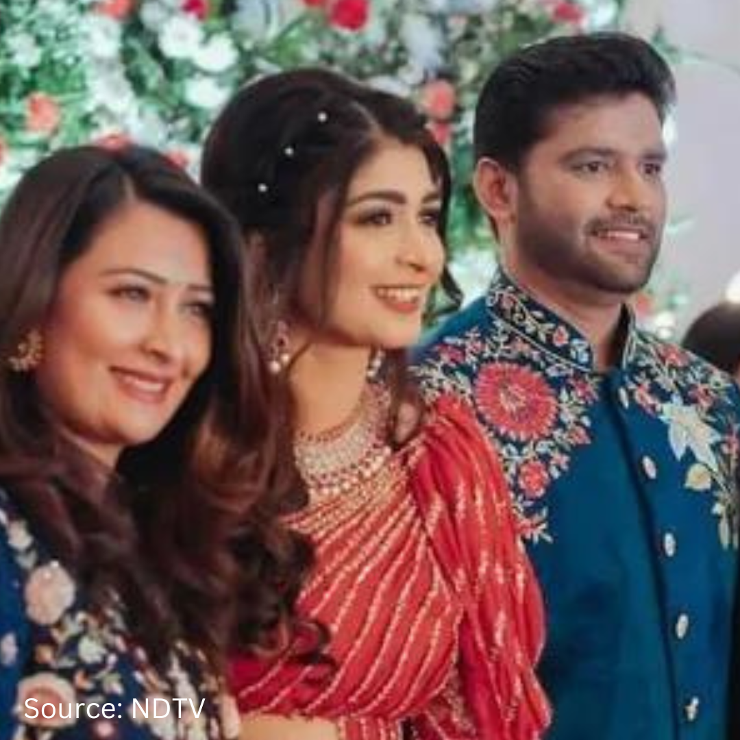 Yash and their wife Radhika Pandit attend Aditi Prabhudeva’s reception
