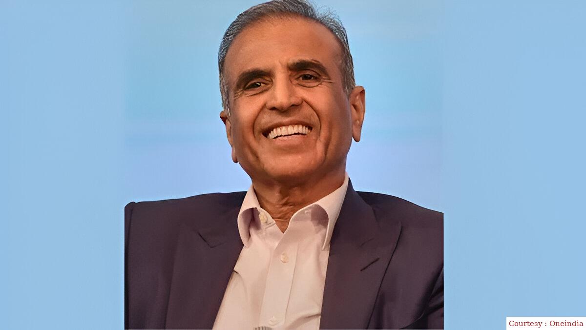 Sunil Bharti Mittal received Knighthood Award in Britain