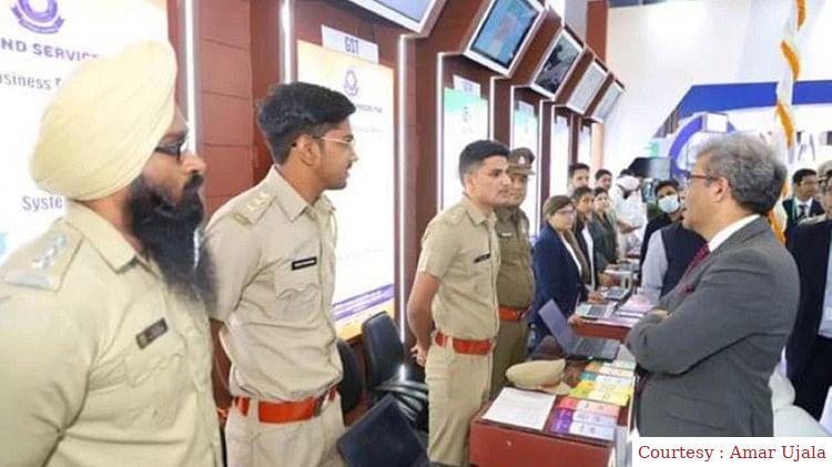 पदोन्नति के लिए तरस रहे सीबीआईसी के कर सहायक।