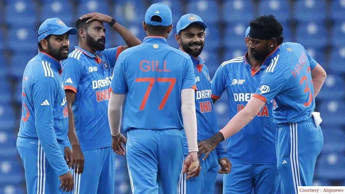 Team India collapsed in front of Sri Lankan spinners