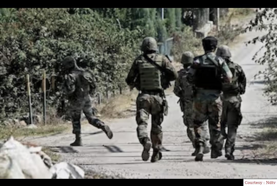 श्रीनगर में पुलिसकर्मी पर गोलीबारी।