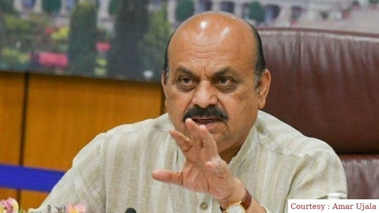 The BJP leader accused the Congress government and contractors of robbing the state.