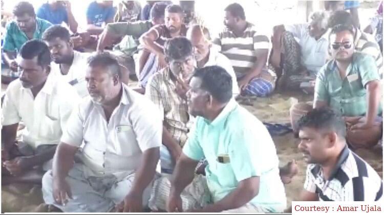 The Chief Minister of Tamil Nadu wrote a letter to the Foreign Minister regarding the Indian fishermen hostage in Sri Lanka.