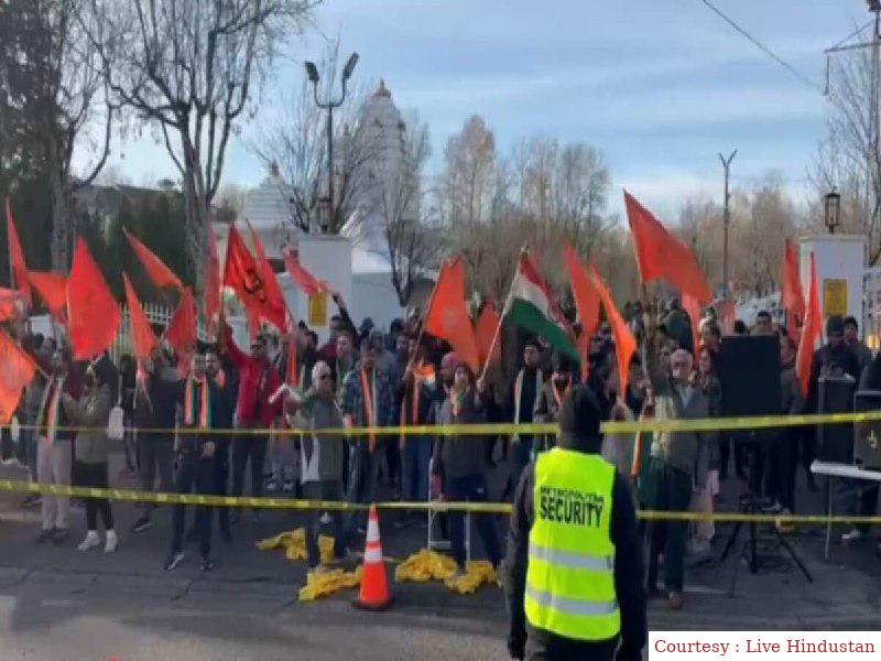 The Hindus gave a befitting reply to the Khalistanis who came to the temple.