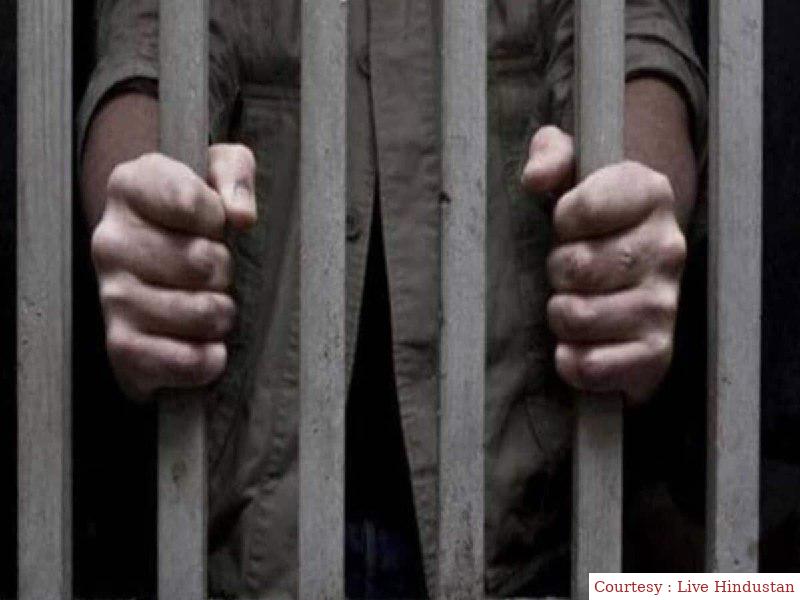 जजों पर गंभीर आरोप लगाने के कारण वकील को 6 महीने जेल की सजा।