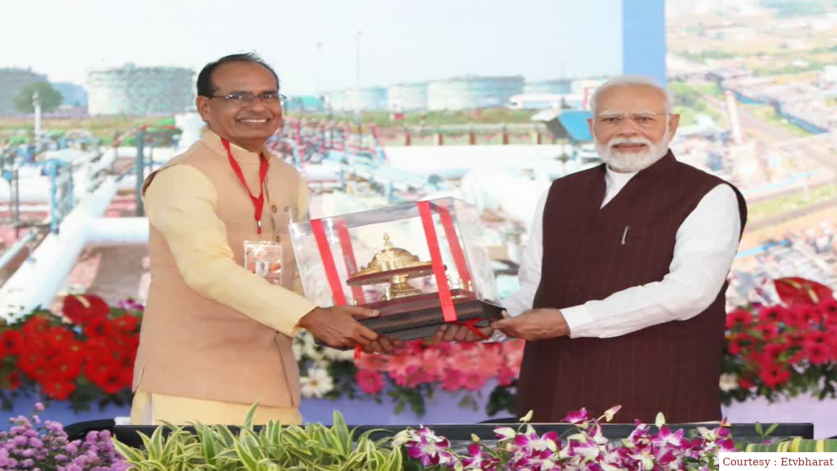 घमंडिया गठबंधन सनातन को समाप्त करना चाहता है: पीएम मोदी