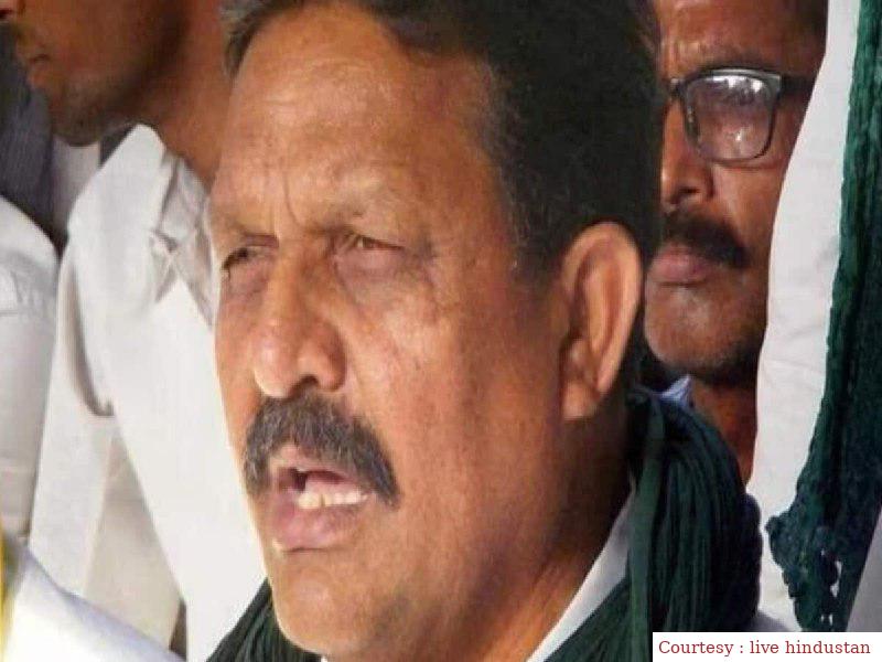 सांसद के रूप में अंसारी का दर्जा निरस्त।