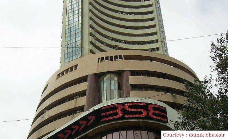 शेयर बाजार में आज फिर से आई गिरावट, 200 अंक से ज्यादा फिसला सेंसेक्स।