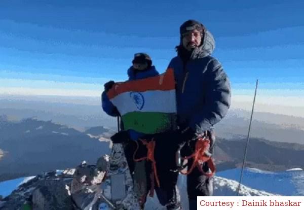 यूरोप की सबसे ऊंची चोटी फतेह कर लौटी लेडी पटवारी।