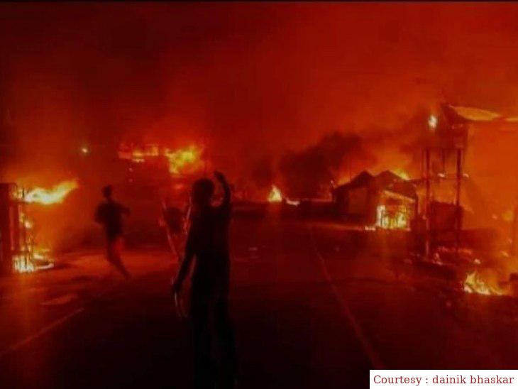 कर्फ्यू के दौरान हजारों मैतेई समुदाय का प्रदर्शन, पुलिस की फायरिंग में 25 लोग घायल।