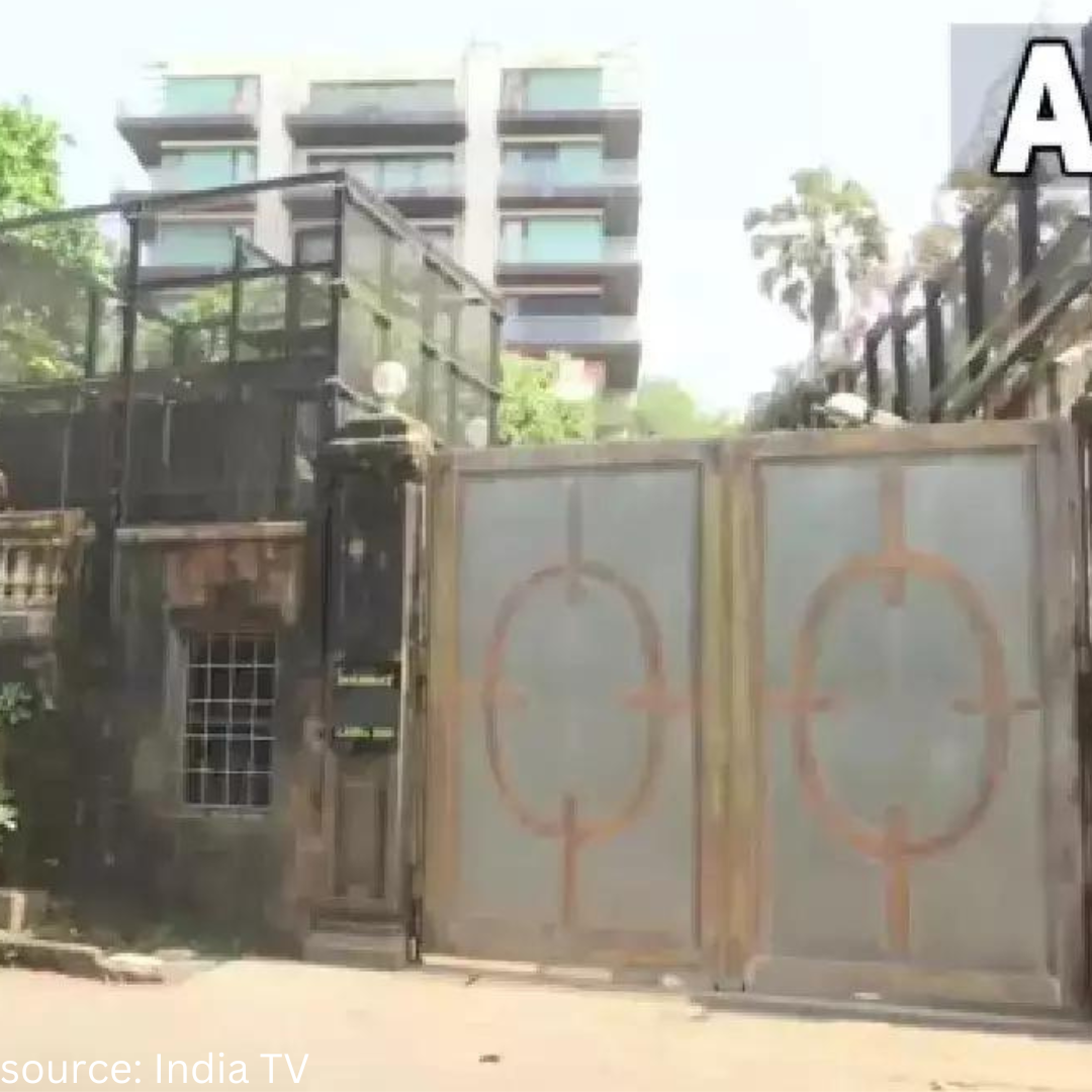 Two detained for breaking into Shah Rukh Khan's house Mannat