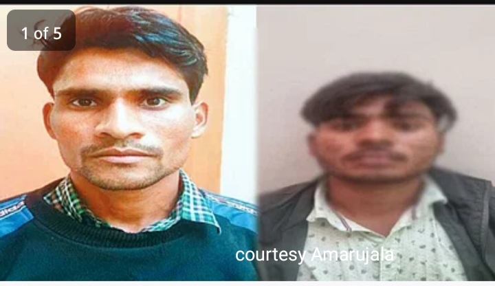 यूपी बोर्ड की परीक्षा में दो फ़र्ज़ी छात्र पकड़े गए।