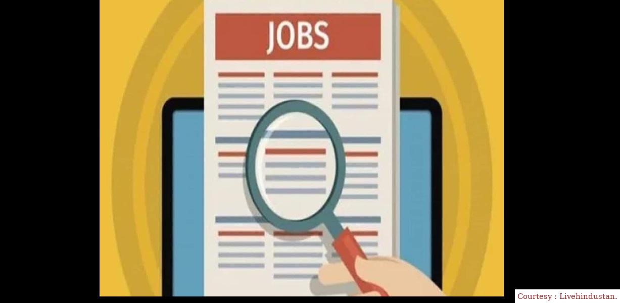 UPSSSC took out the posts of Store Keeper and Assistant Grade-3.