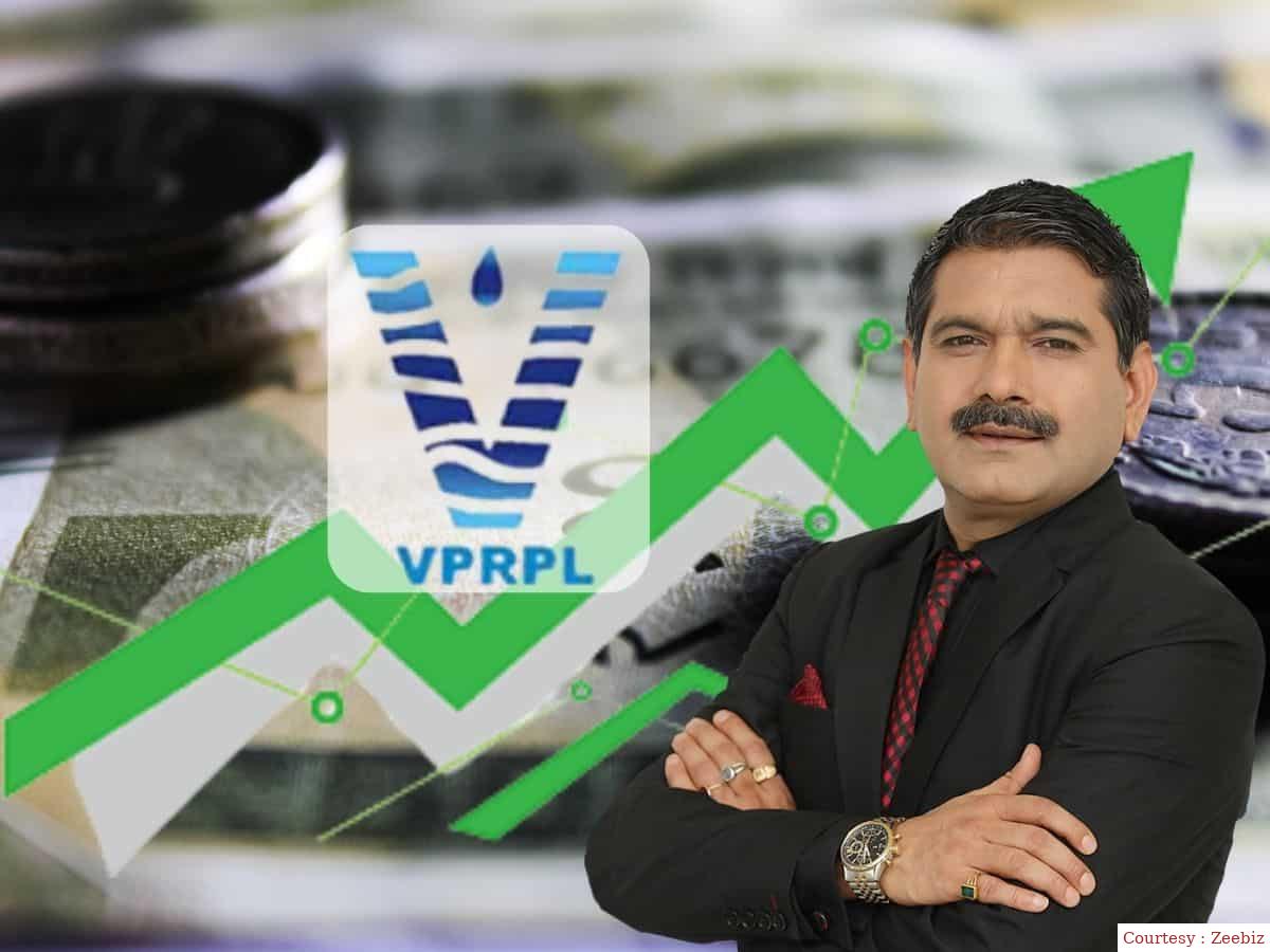 Vishnu Prakashs stock listed today, % profit to customers
