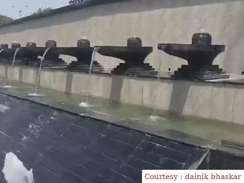 VK Saxena giving his clarification about fountains like Shivling in Delhi.