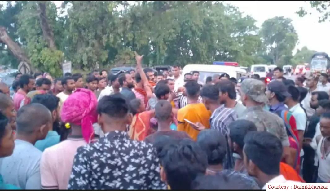 Woman murdered in ground dispute. The eye, Jib and private parts came out of the knife.