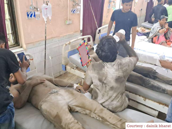 मुहर्रम के जुलूस के दौरान करंट से झुलसे 11 युवक।