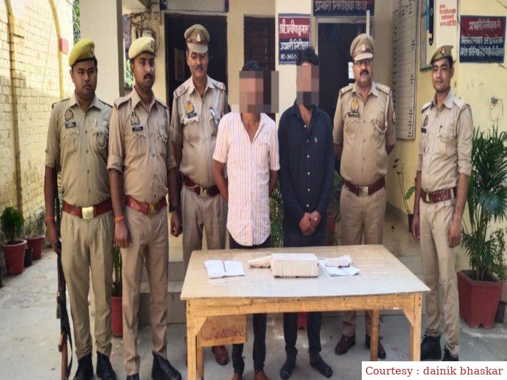 सुल्तानपुर में पकड़े गए अयोध्या के 2 आरोपी, शराब की 60 बोतलें और पिस्टल बरामद।
