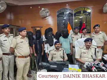 9 accused arrested for crime arrested, many things including weapons, cartridges, bikes recovered.