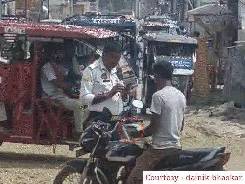 अयोध्या : वाहन चेकिंग के नाम पर सिपाही ने ली रिश्वत, आईजी ने किया निलंबित।