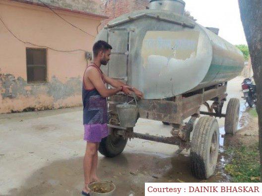 अयोध्या : 33 घंटे से जलापूर्ति बंद, 50 हजार लोग पानी के लिए परेशान।