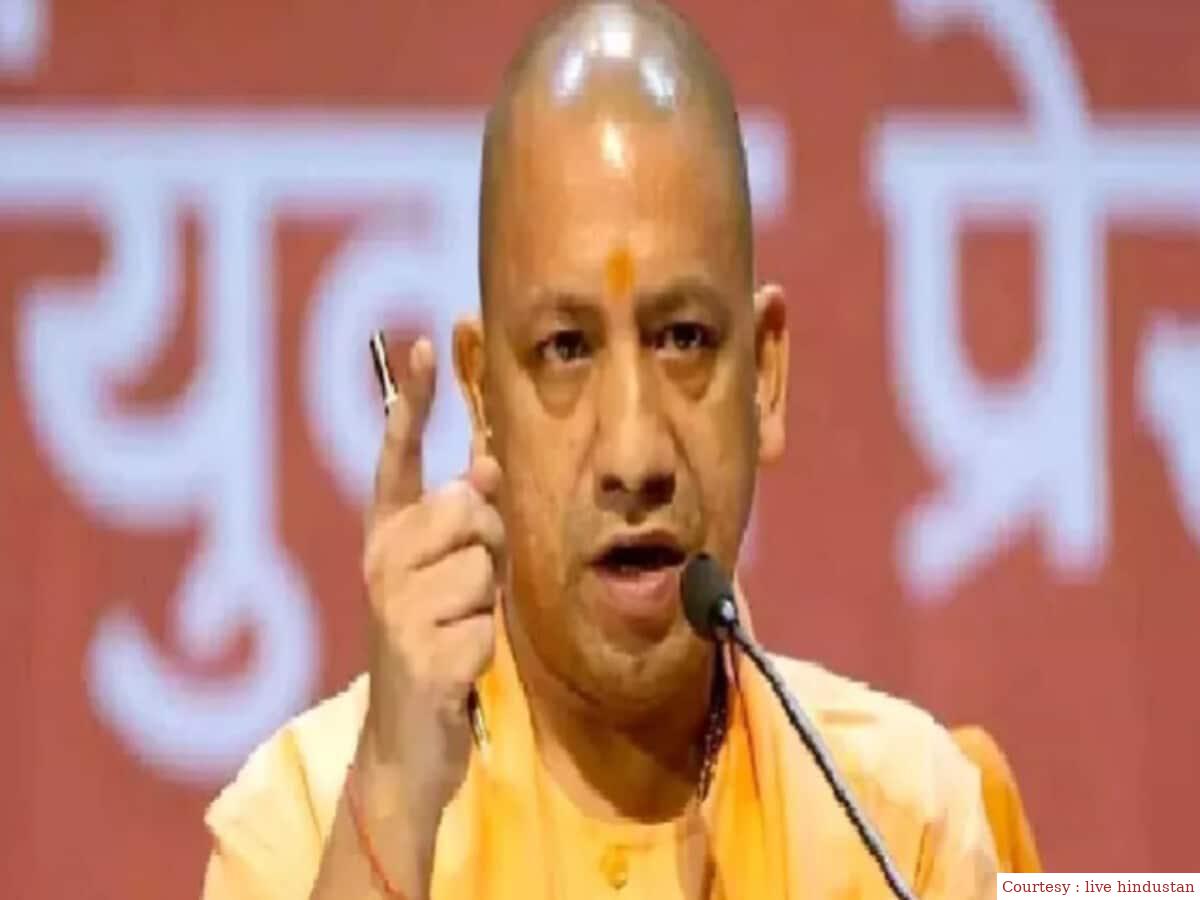 दस कमिश्नर और सात डीएम पर सीएम योगी की नजरें टेढ़ी, जल्द ही होगी करवाई।
