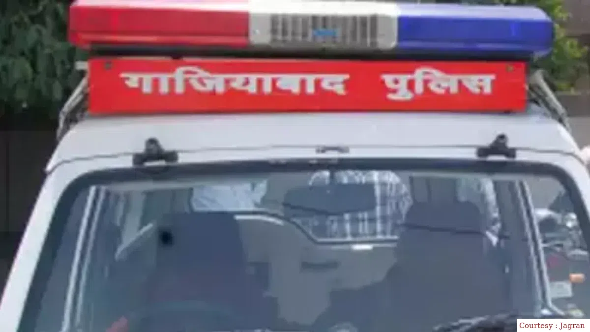 Dead body found hanging from tree near Sahibabad railway station
